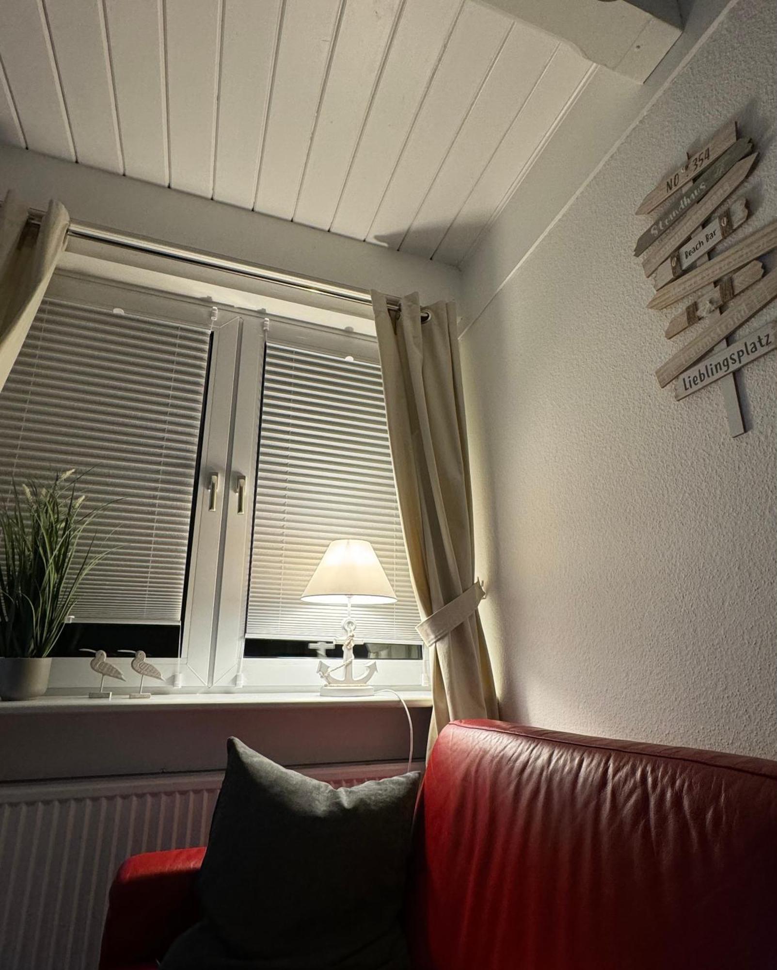 Kleine Ella Pellworm Apartment Bagian luar foto
